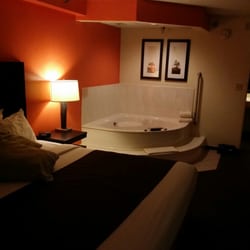 Americinn Motel Hotels Carlton Mn Phone Number Yelp Photo Of Americinn Motel Carlton Mn United States King Size Jacuzzi Room