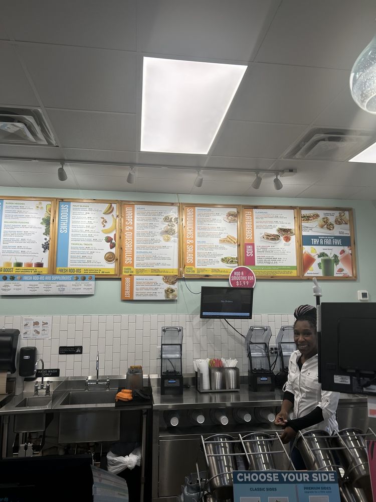 Tropical Smoothie Cafe