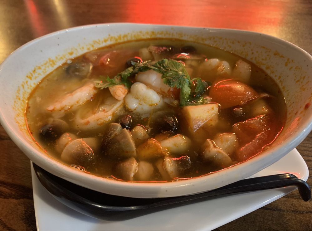 Thaicoon Restaurant & Pub