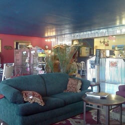 Lindy S Roadside Attraction Closed Cafes 11784 Hwy 337 Photo Of Lindy S Roadside Attraction Tijeras Nm United States Comfy Couch To