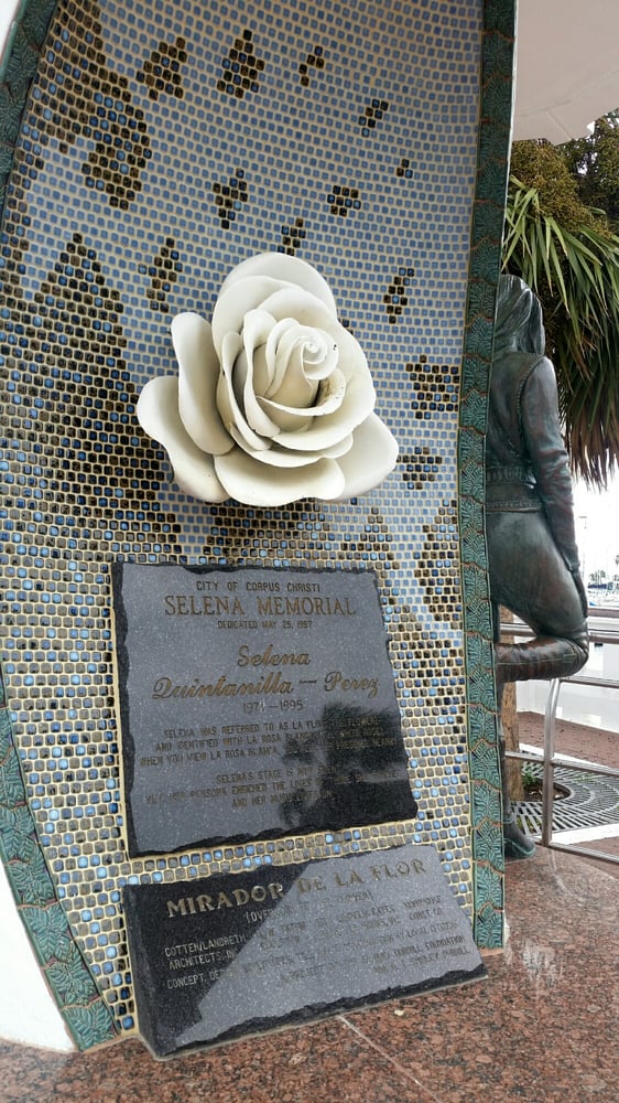 Selena Memorial Statue 91 Photos & 19 Reviews Landmarks