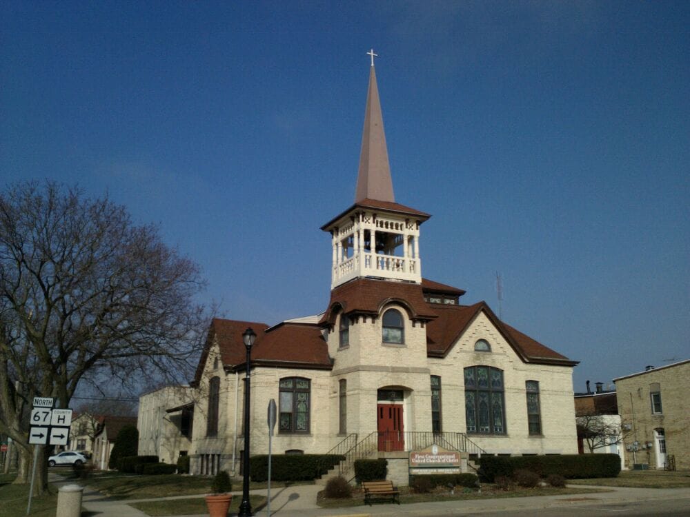 First CongregationalUnited Church of Christ Churches 76 S