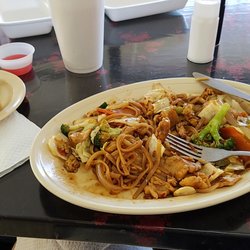 Best Thai Food Delivery In Lubbock Tx Last Updated December 2018 Uncle Chien S Chinese And Thai Restaurant