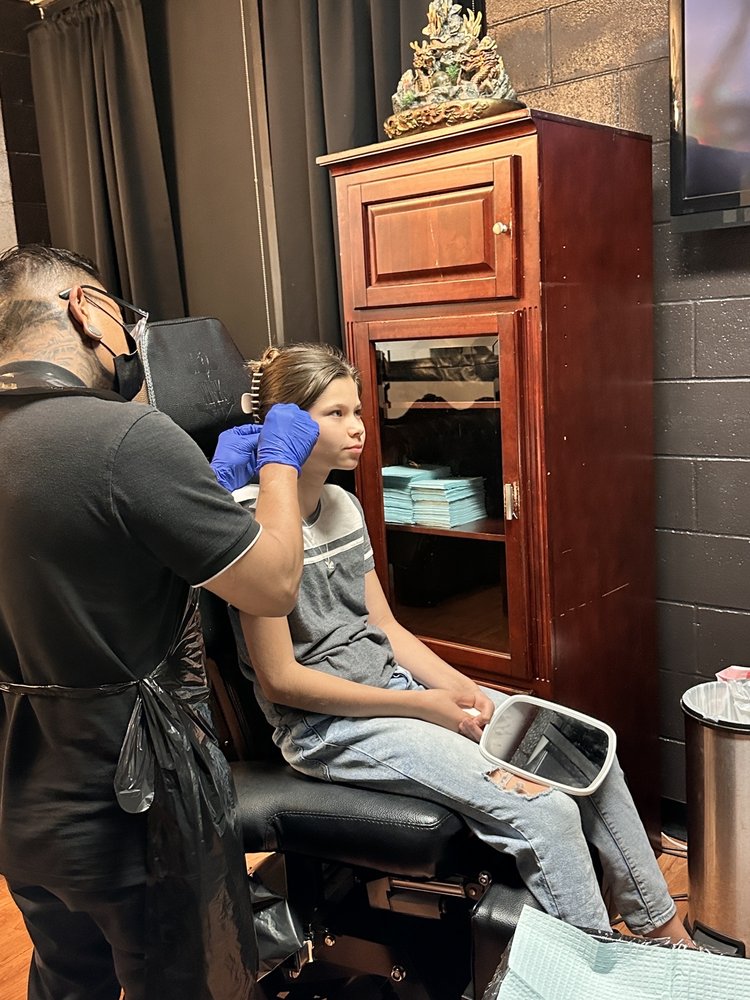 Lambert and Gunn Tattoo Studio