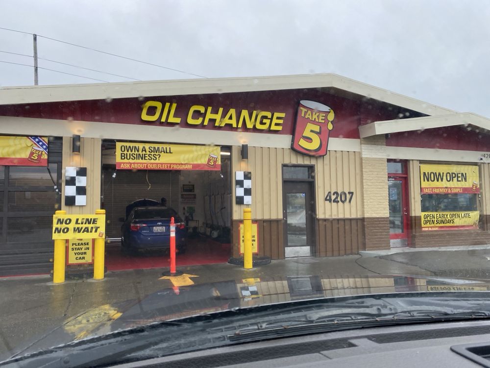 Take 5 Oil Change