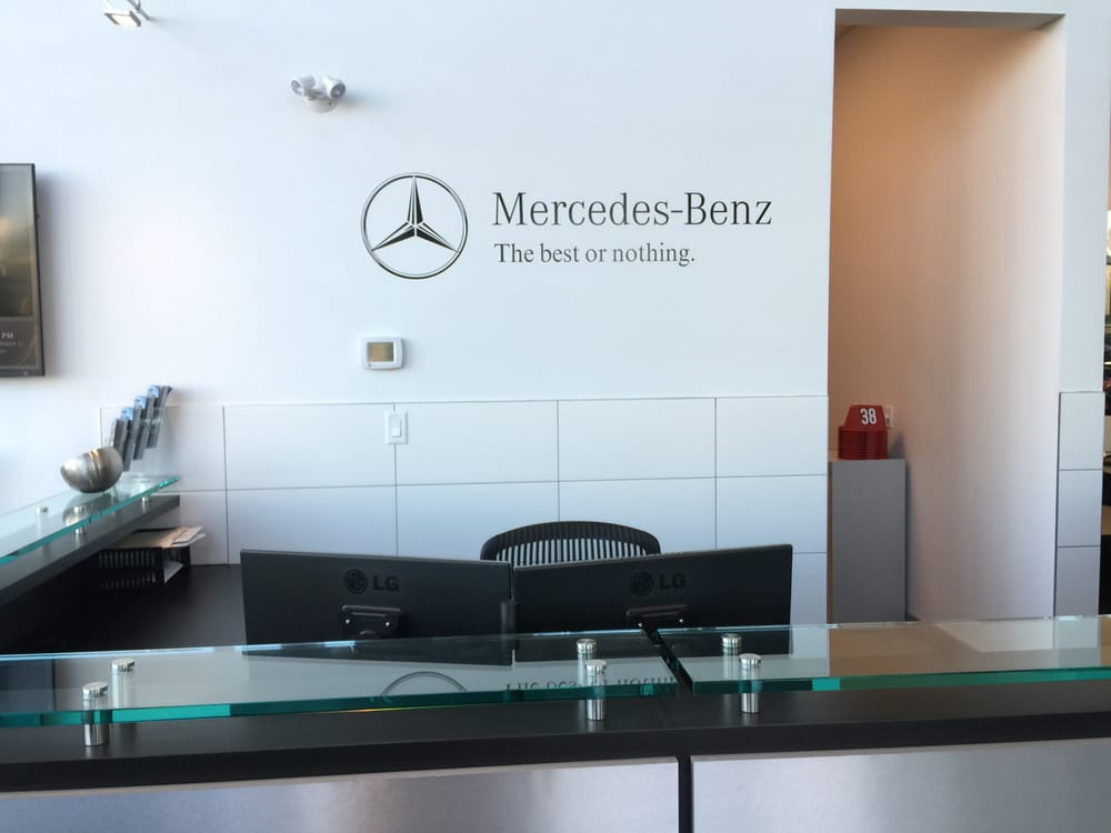 Mercedes-Benz Collision Centre