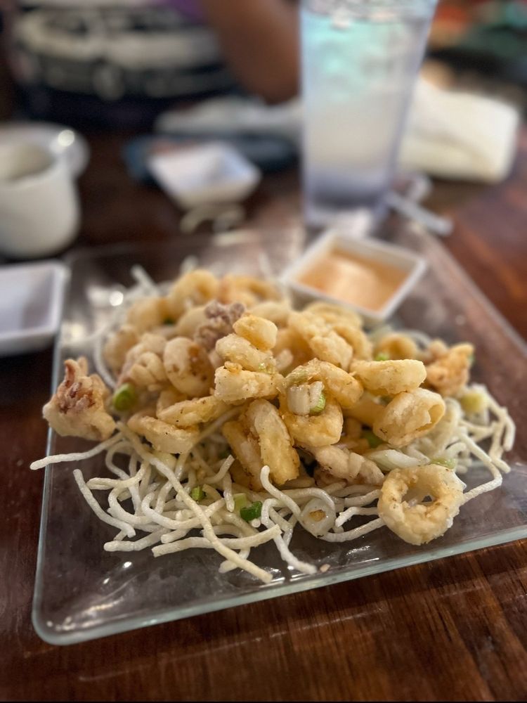 Akahana - Asian Bistro, Bar & Sushi