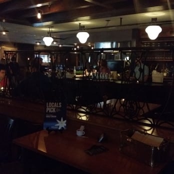 Guild Tavern 91 Photos 132 Reviews Steakhouses 1633 Photo Of Guild Tavern South Burlington Vt United States Cly Dim Lit