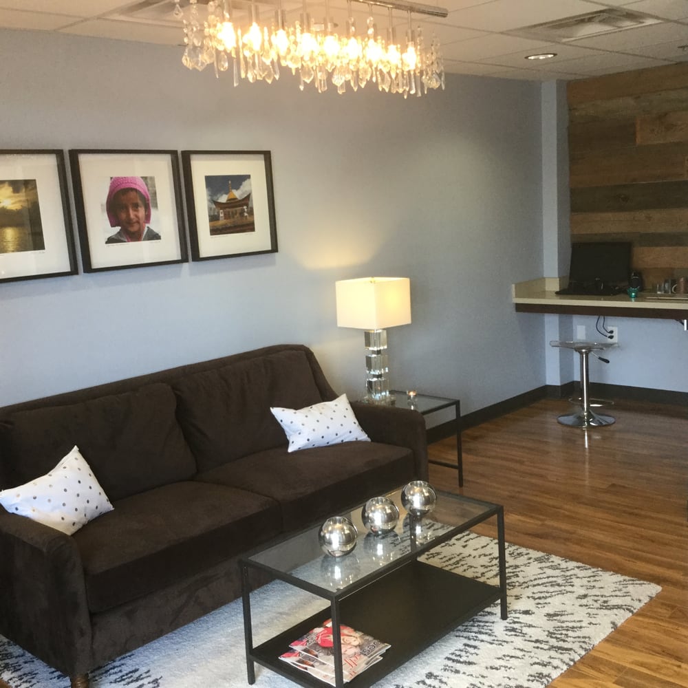 image of business Smiles On Peachtree