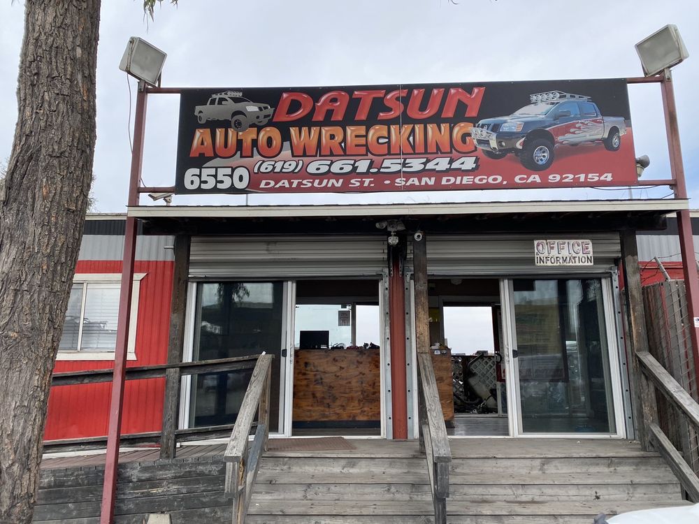 Datsun Auto Wrecking, San Diego Roadtrippers