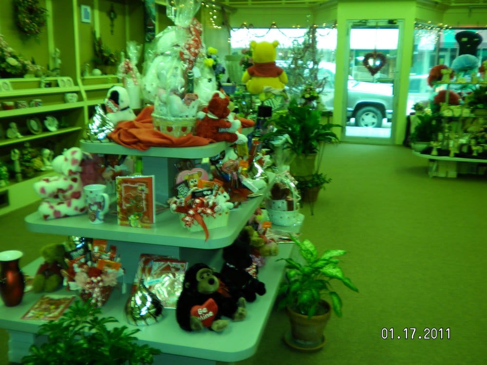 Sweetheart Florist of Jackson Florists 119 S High St, Jackson, MO