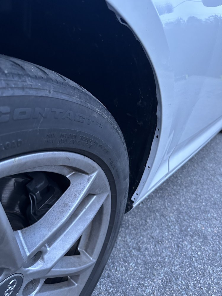 Maaco Auto Body Shop & Painting