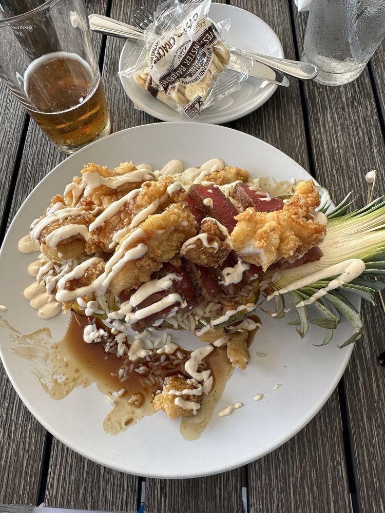 Hooked Island Grill