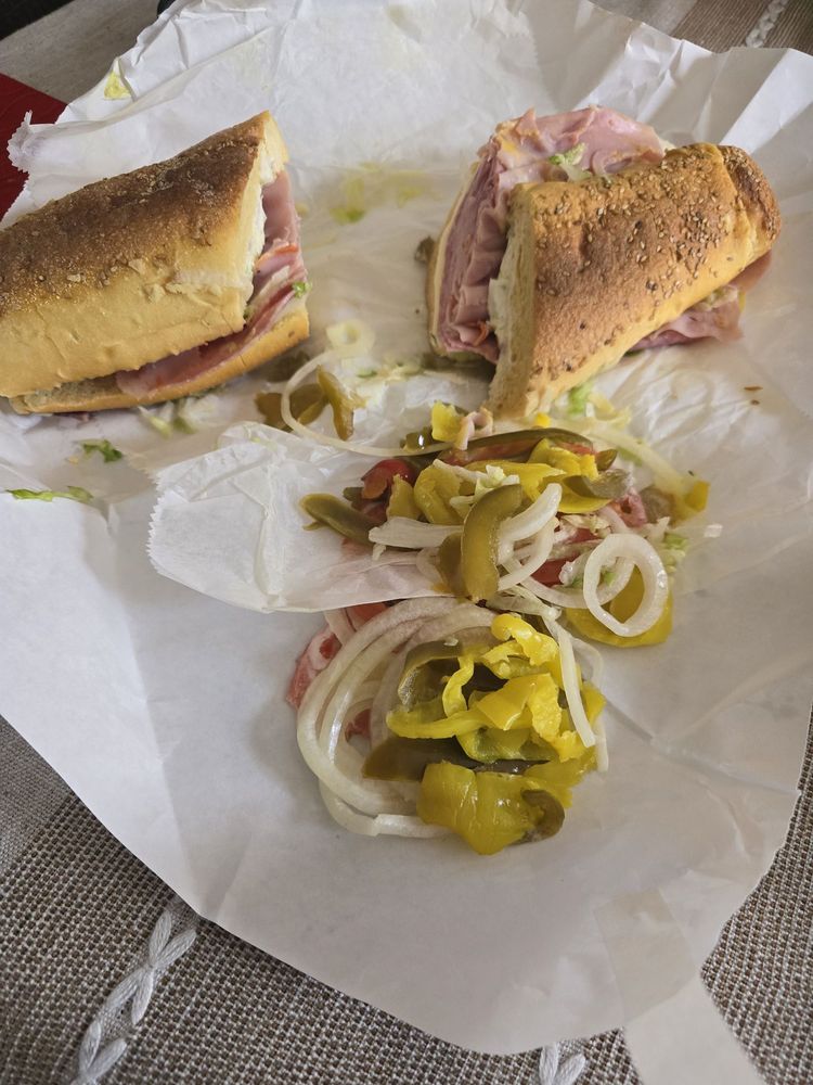 Ryan's Deli