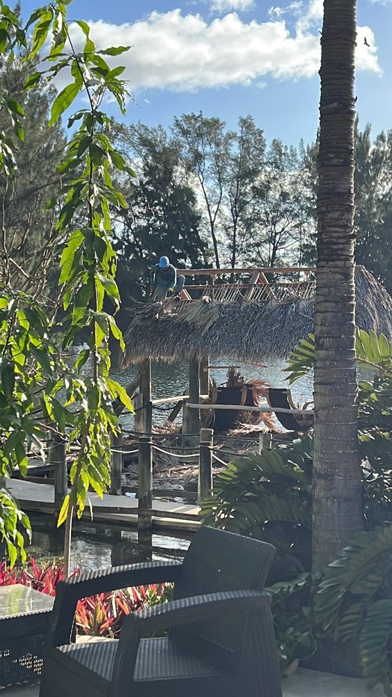 Sunshine Tiki Huts