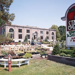 Stark Bro S Garden Center 12 Photos 25 Reviews Home Photo Of Stark Bro S Garden Center Louisiana Mo United States