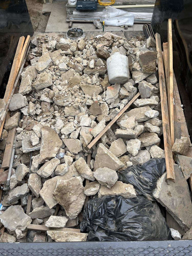 Mejia Bros Demolition & Hauling Services