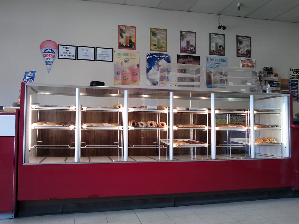 Mom's Donuts & Ice Cream