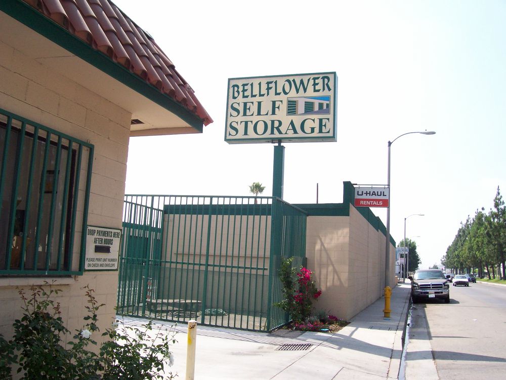 Bellflower Self Storage