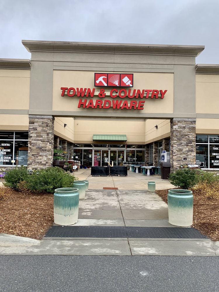 Town & Country Hardware