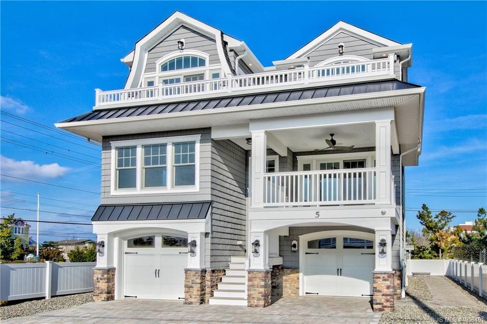 image of business Dolphin Homes