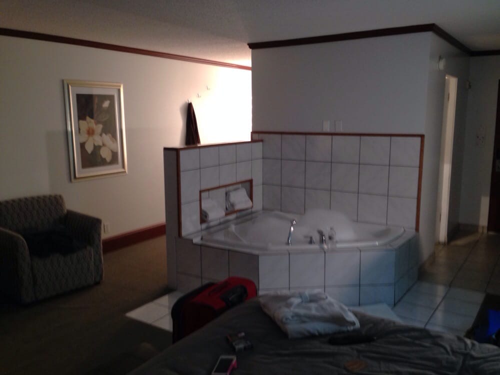Causeway Bay Hotel Sparwood Bc Causeway Bay Hotel Sparwood Bc
