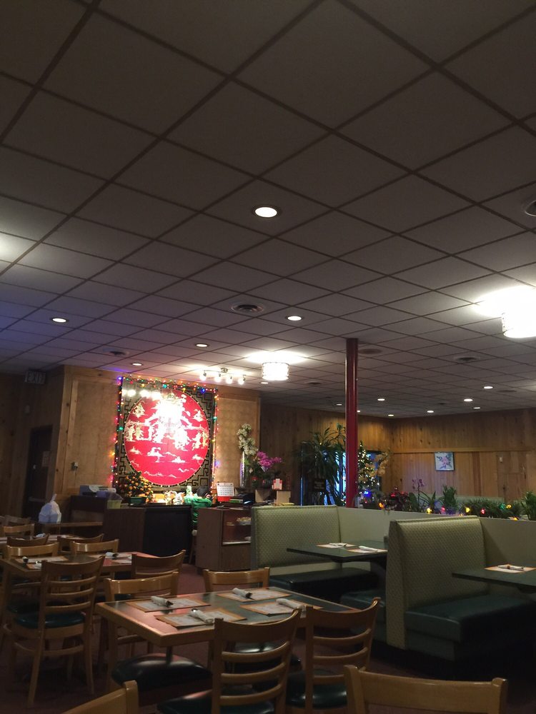 Pearl City Restaurant CLOSED 13 Reviews Chinese 20745 E 13 Mile