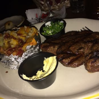 The Red Fox Steakhouse and Piano Bar - 193 Photos & 583 Reviews