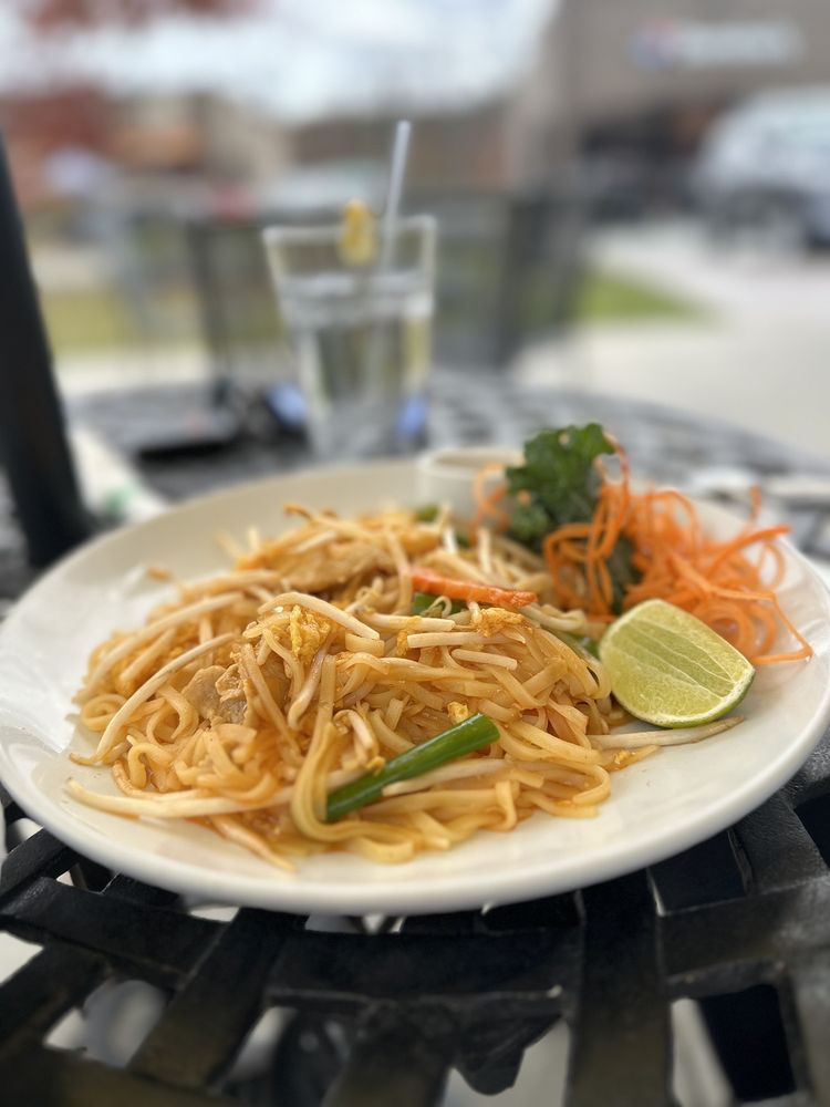 The Basil Leaf Sushi & Thai