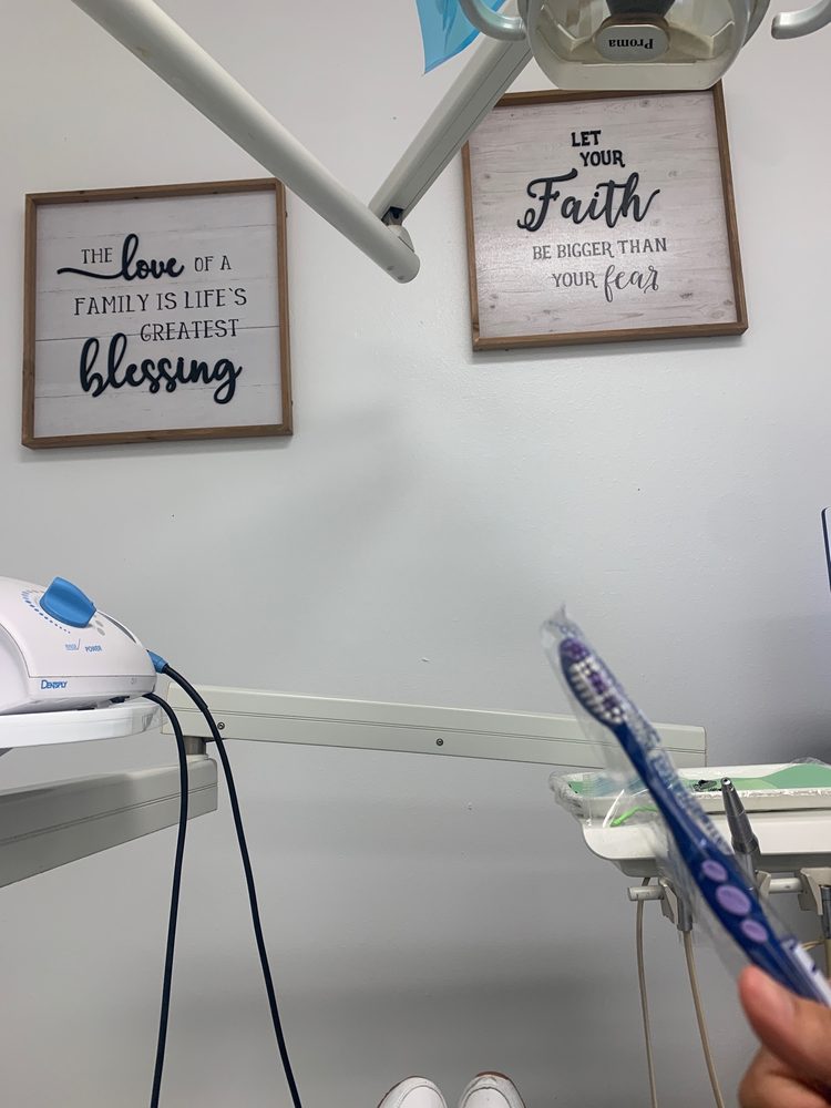 image of business Rebecca Almoneda Raton, DDS