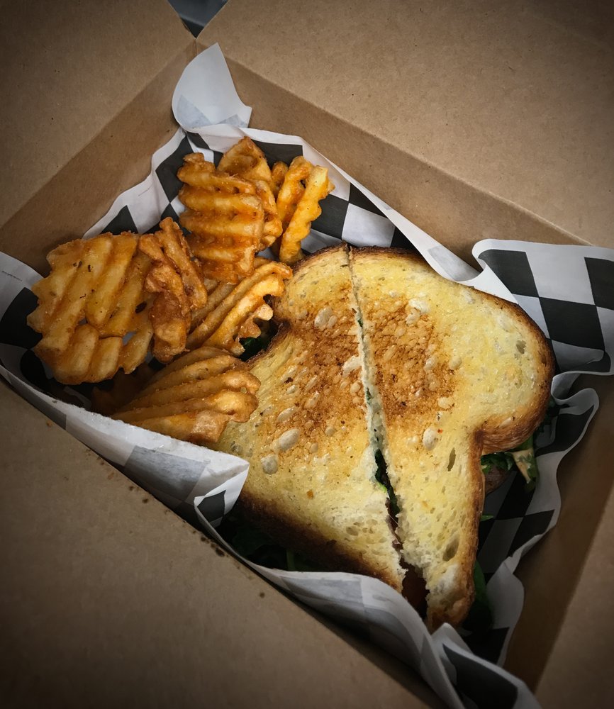 Wiches and Wings Eatery