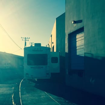 V Bros Rvs And Trailers 27 Photos 38 Reviews Auto Parts Photo Of V Bros Rvs And Trailers Redwood City Ca United States