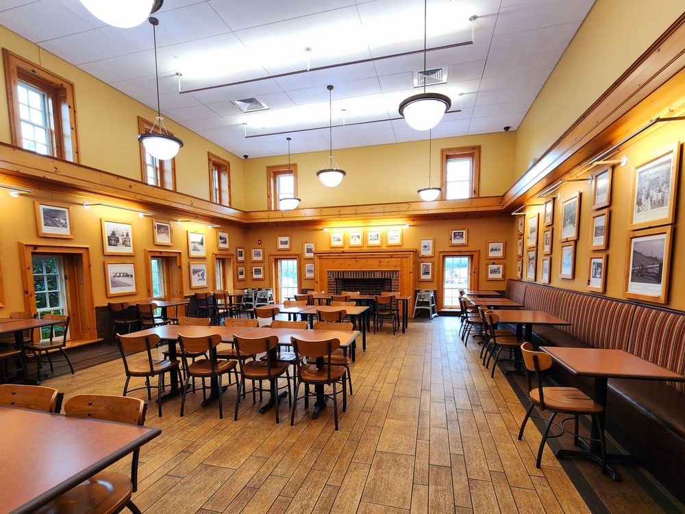 South Midway Service Plaza
