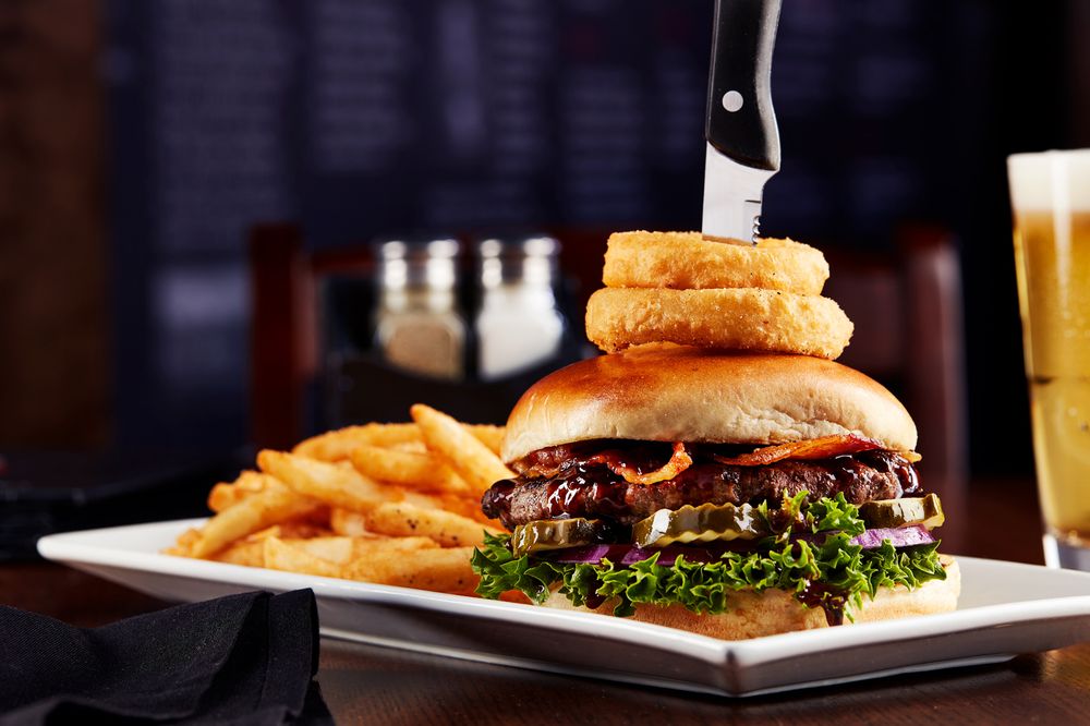 Been to Brewbakers Bar and Grill? Share your experiences!