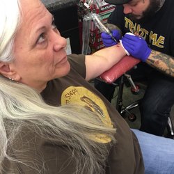 scottish rose tattoo 15 photos piercing 6524 university ave scottish rose tattoo 15 photos piercing 6524 university ave