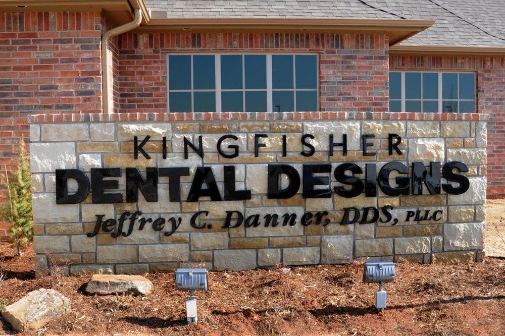 image of business Kingfisher Dental Designs