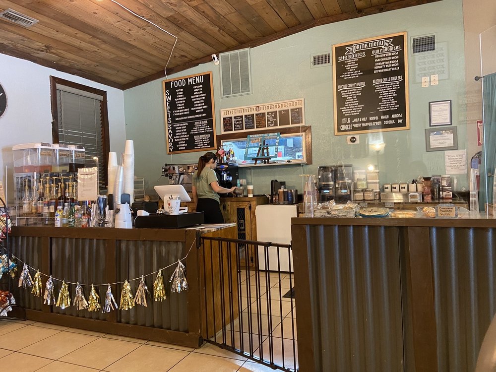 Crumbcakes Coffee House & Bakery