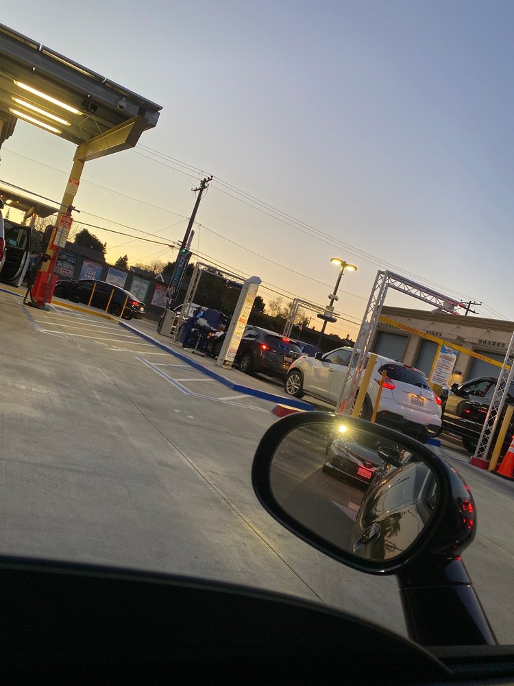 Andy's Xpress Wash