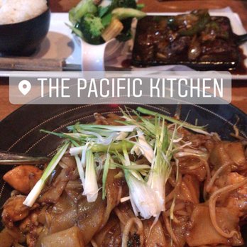 The Pacific Kitchen 495 Photos 298 Reviews Asian Fusion 8300 Photo Of The Pacific Kitchen Montgomery Oh United States Hofun
