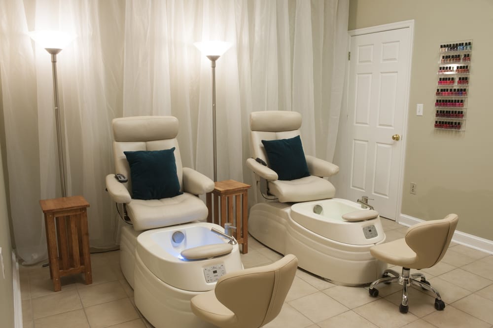 How to an Esthetician Esthetician Schools Scottsville VA