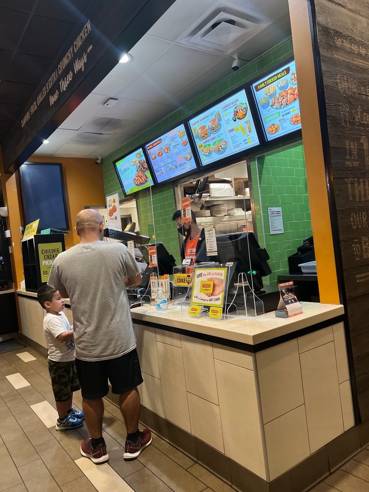 Pollo Campero