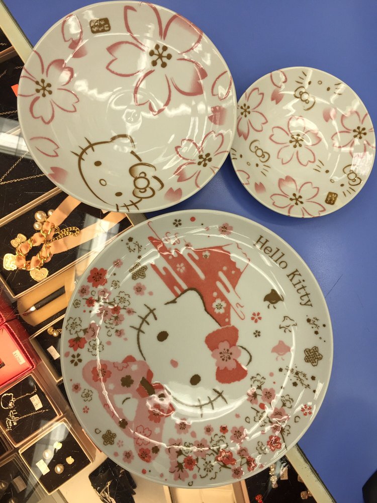 Sanrio Surprises 47 Photos & 26 Reviews Toy Stores 4211 Waialae