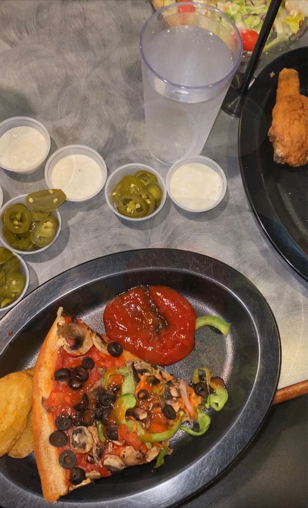 Shakey's Pizza Parlor