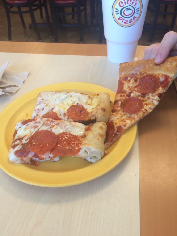 Cicis Pizza