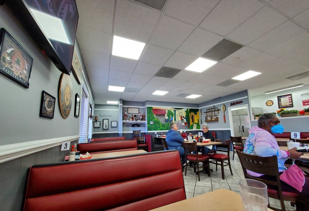 Zoe’s Family Resturant