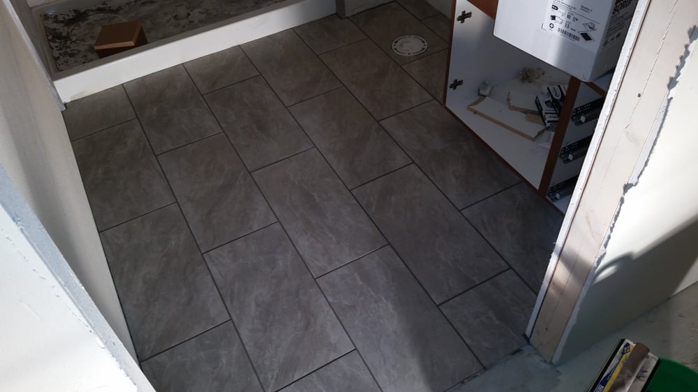 image of business K & M Tiling Services