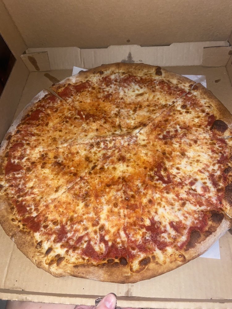 Ricky's NY Pizza