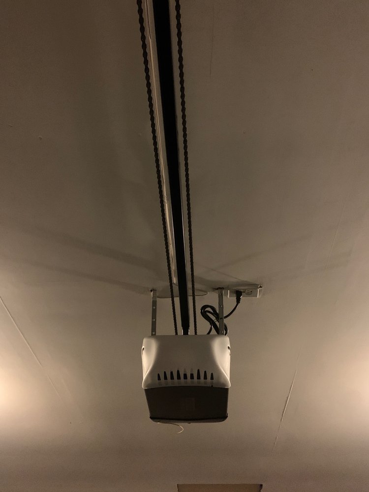 David’s Garage Doors