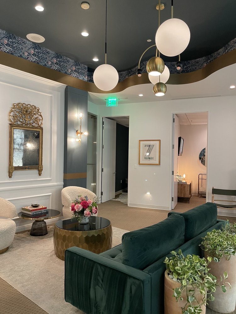 Access Lounge