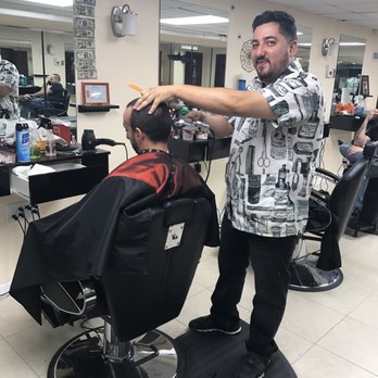 Rus S Vip Barber Barbers 75 34 Metropolitan Ave Middle Photo Of Rus S Vip Barber Queens Ny United States He Take